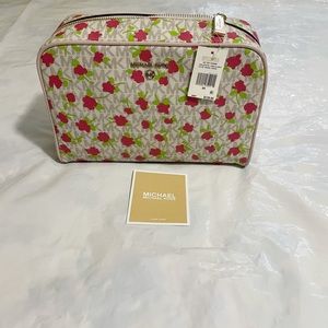 Michael Kors  LargeZipTravel Pouch